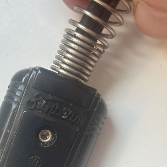 due to PoshM's policies cannot take down a listing within two months been bought - Picture 7 of 10